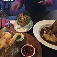 リーズナブルなチェーン店