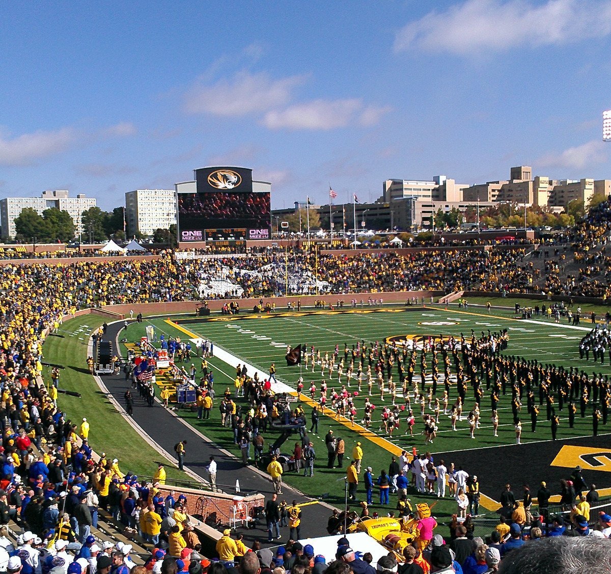 2022年 Faurot Field - 行く前に！見どころをチェック - トリップアドバイザー