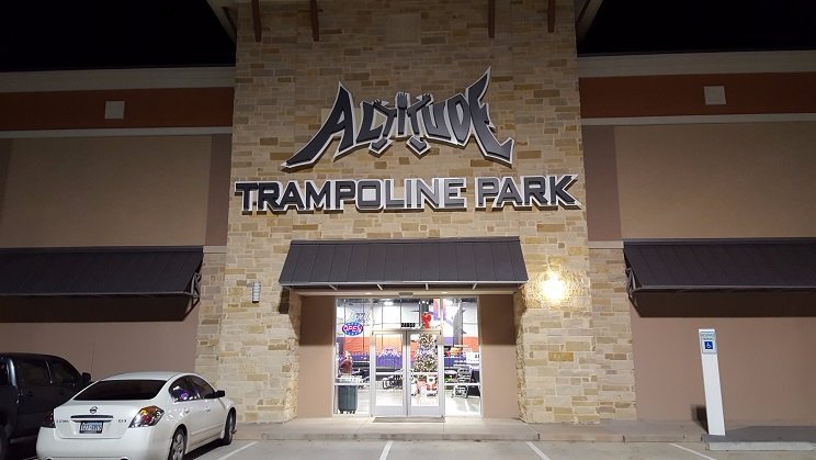 Altitude Chicago Indoor Trampoline Park Family Entertainment Center