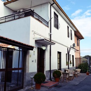 ESTERNO/PARCHEGGIO