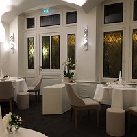 Salle côté fenêtre