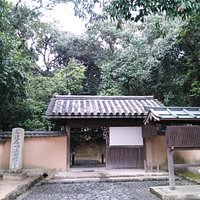 慈光院の表門