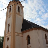 Campanile e ingresso