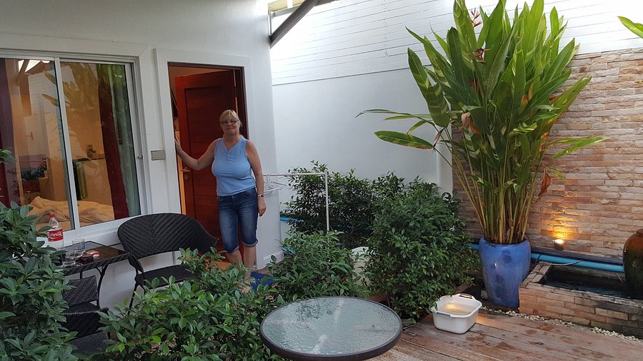 Koh Larn White House Prices Lodge Reviews Ko Lan Thailand Tripadvisor Koh Larn White House Prices Lodge Reviews Ko Lan Thailand Tripadvisor