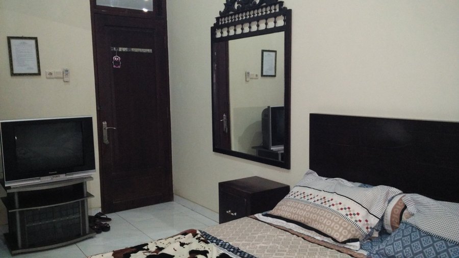 Simple such as home stay and better than the others”