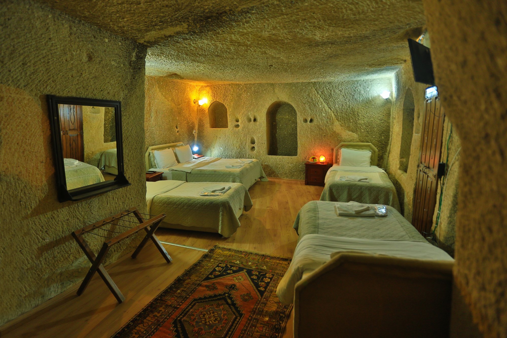 SOS Cave Hotel Rooms: Pictures & Reviews SOS Cave Hotel Rooms: Pictures & Reviews - Tripadvisor