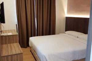 Room & Suite