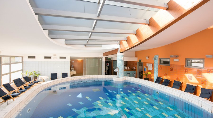 The Indoor Pool & Hot Tub at the BEST WESTERN PREMIER Hotel Lovec