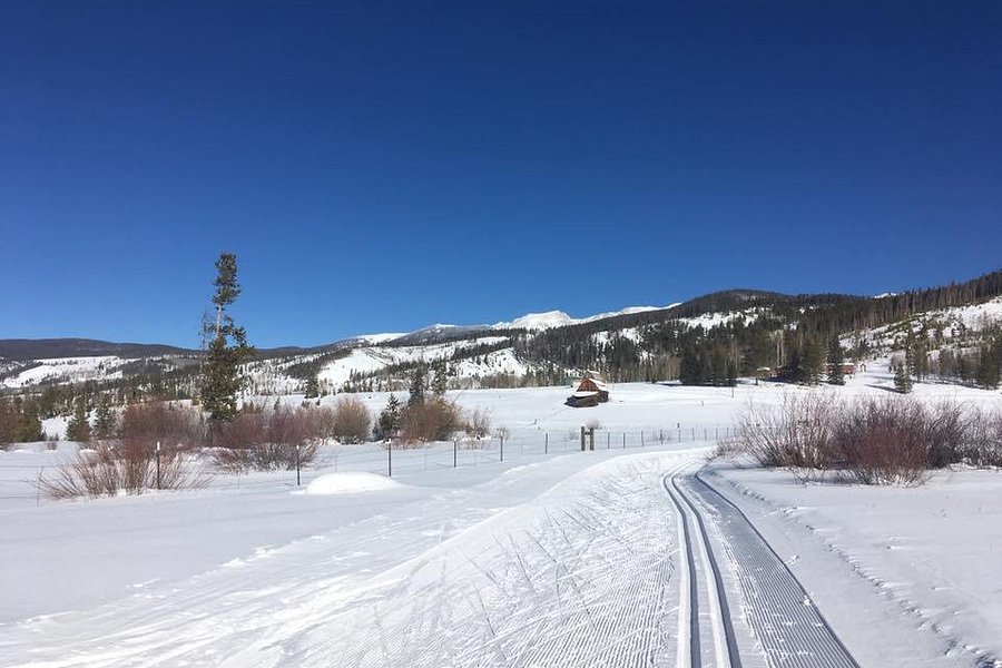 Devil's Thumb Ranch Cross Country Skiing image