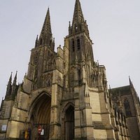 vue de l'exterieur de la cathedrale