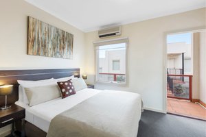 Room & Suite