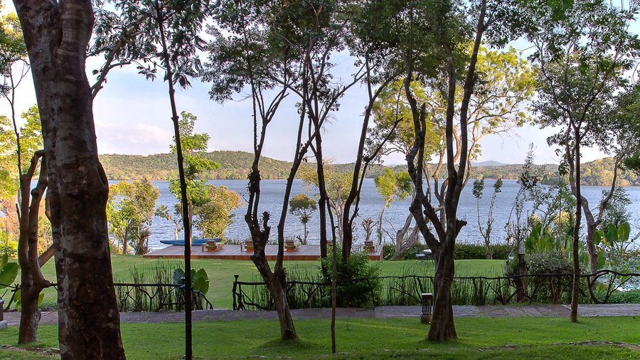 Lobby View to the lake 