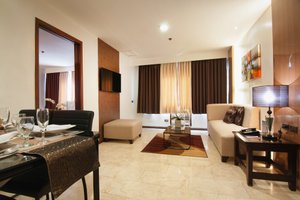 Room & Suite