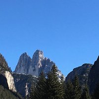 Le 3 Cime viste dal punto di osservazone vicino al Lago di Landro