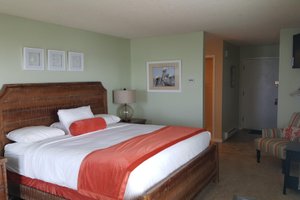 Room & Suite