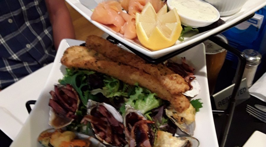 Seafood tower for 2