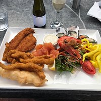 Bark Mill Seafood Platter - a satisfying dish if you want variety. Could go easy on the batter/c
