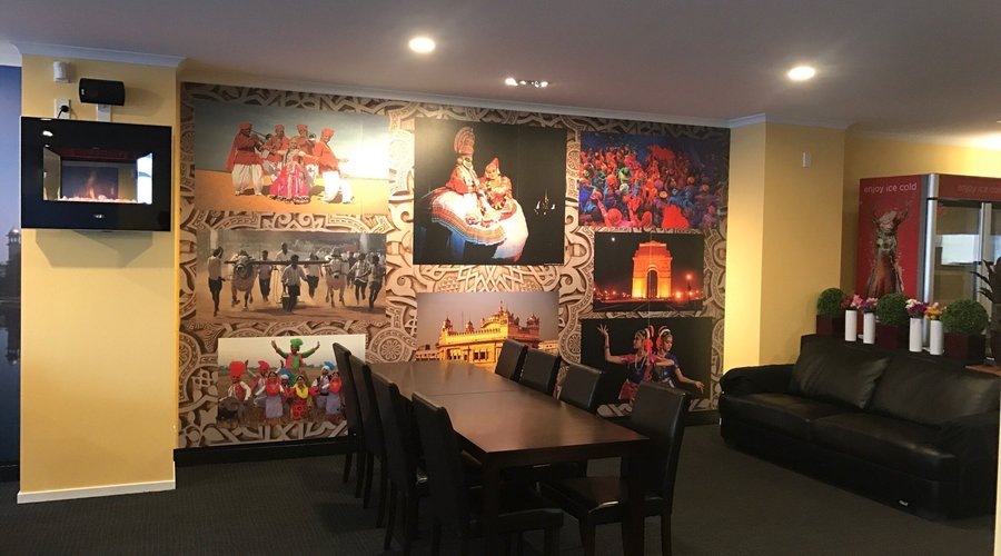 Set up a New Restaurant in town centre 118