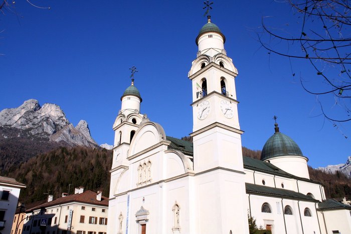 Caratteristica fronte di S.Maria nascente (dic.2016)