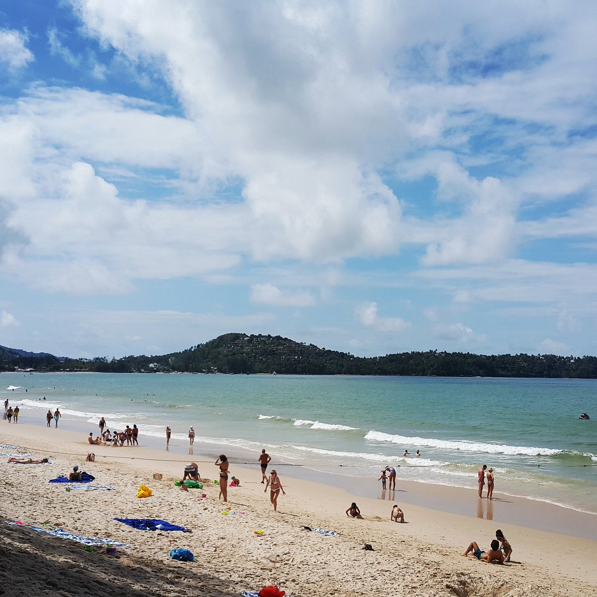 Пляж банг тао на пхукете. Пляж Банг Тао. Банг Тао Пхукет. Тайланд пляж Банг Тао. Бангтао Бич Пхукет.