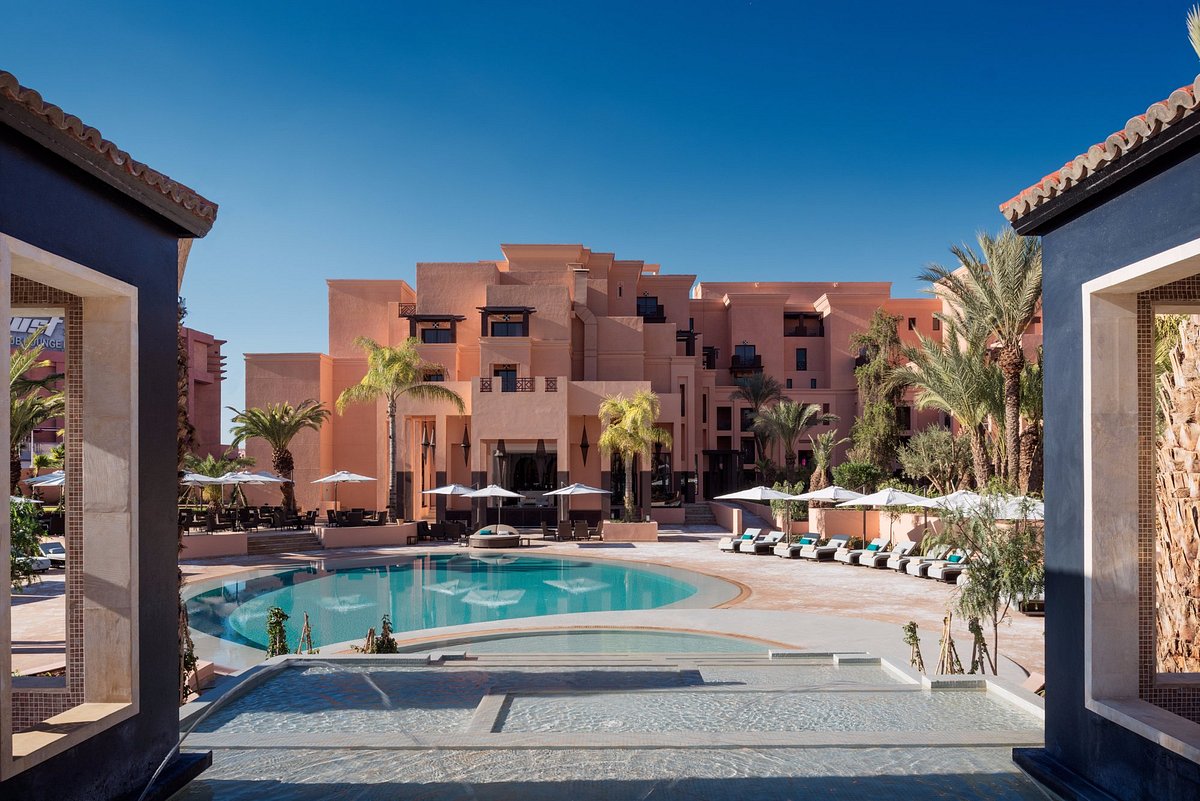 movenpick-hotel-mansour-eddahbi-marrakech-pool-pictures-reviews