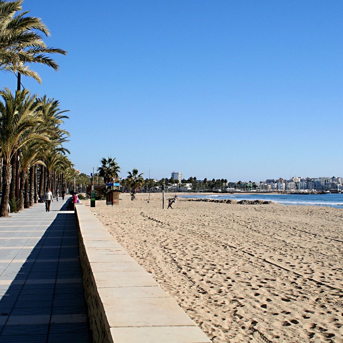 PLAYA DE PONENT (Salou) - 2023 Qué SABER antes de ir