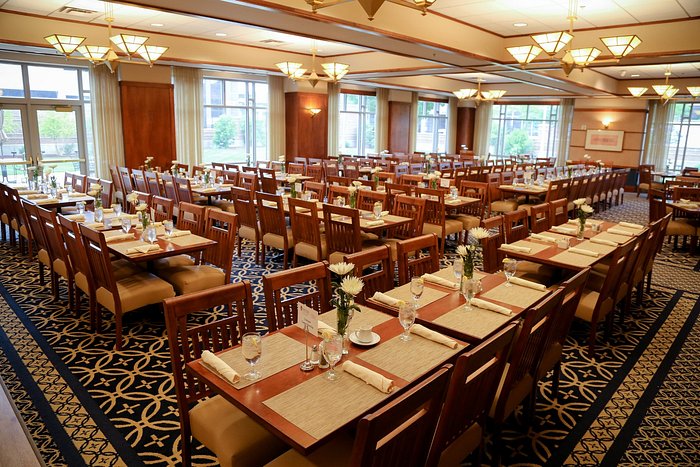Oros Executive Dining Room Fluno Center