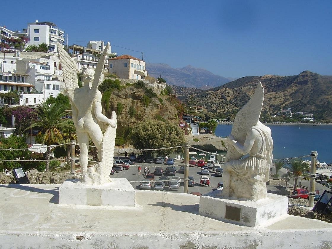 Icaros & Daedalus Statues - Agia Galini - Icaros & Daedalus Statues  Yorumları - Tripadvisor