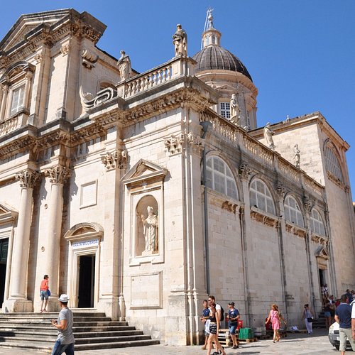 Accendino Per Le Candele, Chiesa Di St Leonards, Kotari, Croazia, Europa  Della Chiesa Fotografia Stock - Immagine di cattolico, chiesa: 60125298