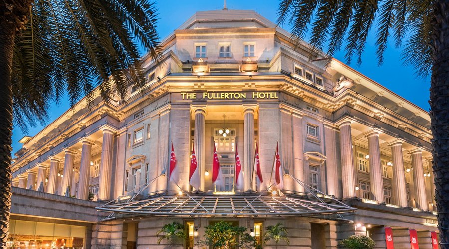 Singapore's 71st National Monument, The Fullerton Hotel is a luxury hotel with 400 rooms.