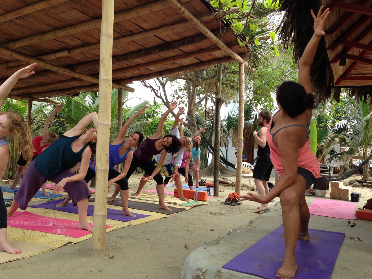 Mediation (& Yoga) Monday with Sweaty Betty — Lido Marina Village