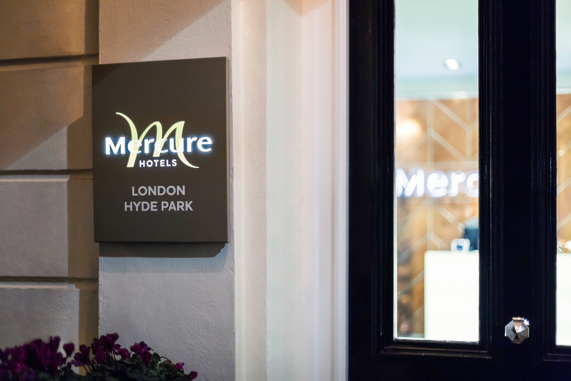 Hotel photo 75 of Mercure London Hyde Park.