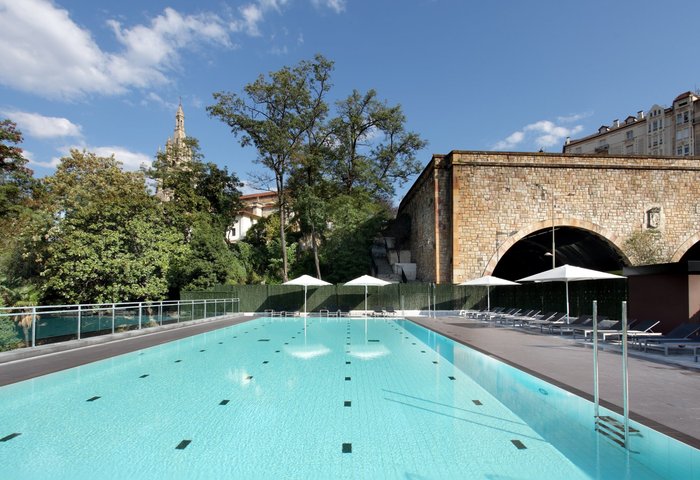 Occidental Bilbao Pool: Pictures & Reviews - Tripadvisor