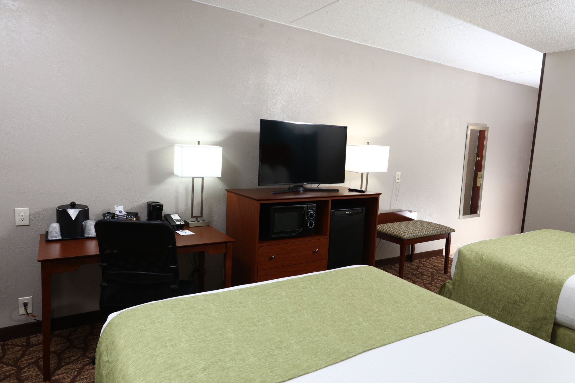 Hotel photo 14 of Best Western Hospitality Hotel & Suites.