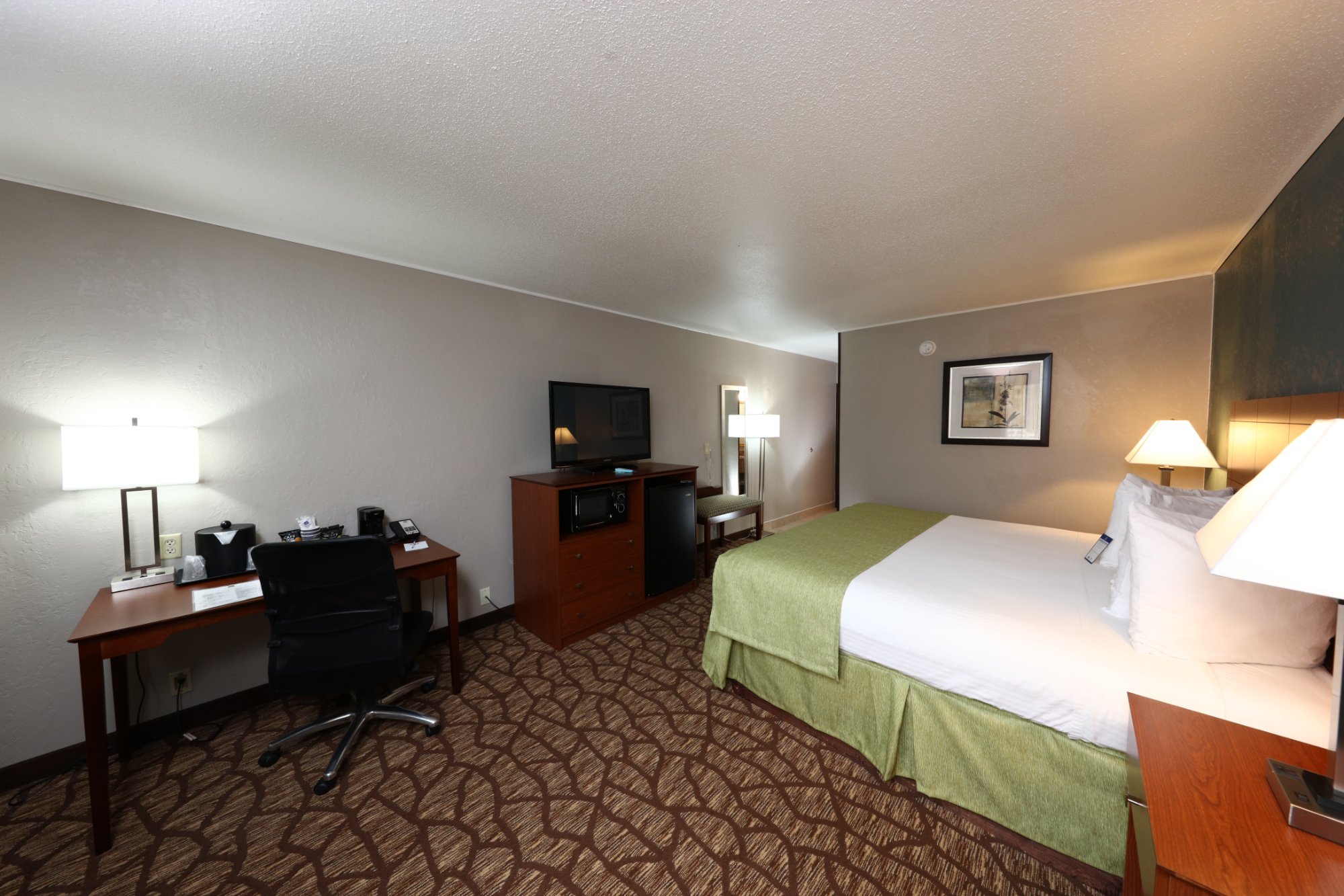Hotel photo 56 of Best Western Hospitality Hotel & Suites.
