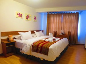 Room & Suite