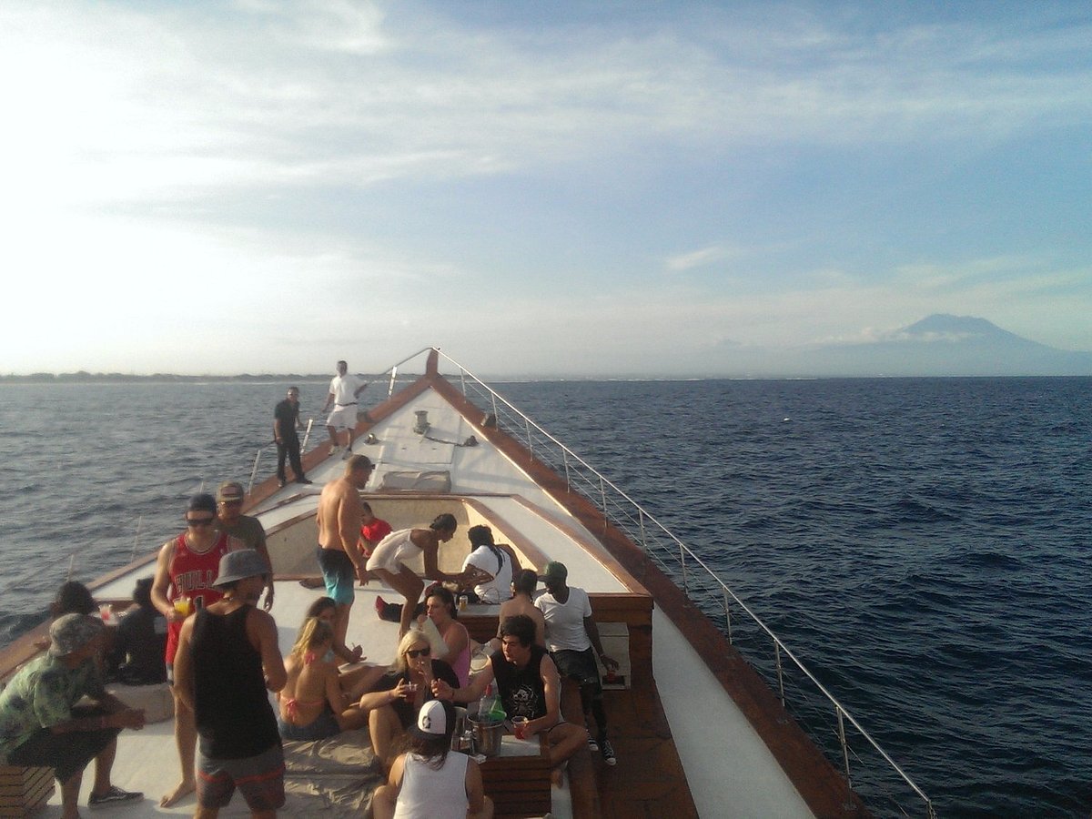 Private Yacht & Boat Party Bali