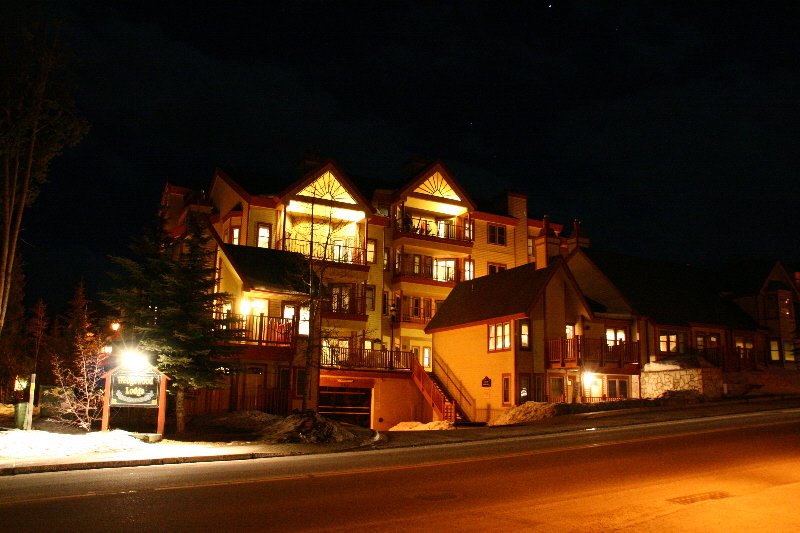 Hotel photo 14 of Wedgewood Lodge.