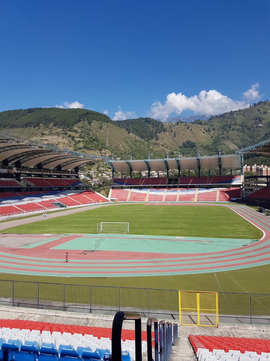 Estadio Metropolitano de Merida (Mérida) - Lo que se debe saber antes de  viajar - Tripadvisor