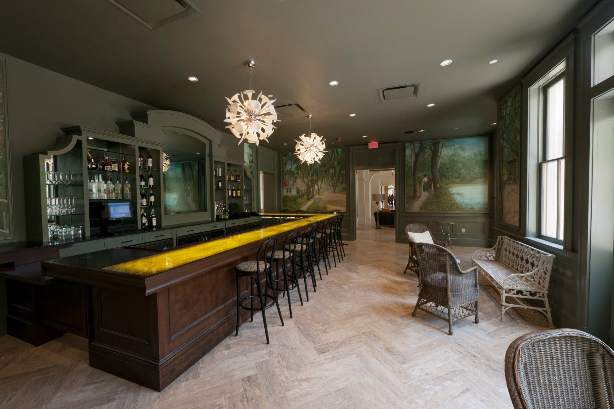 Southern Hotel by null