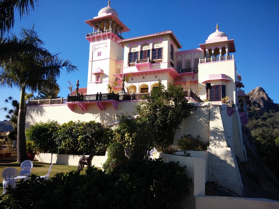 The Jaipur House - UPDATED Prices, Reviews & Photos (Mount Abu, India