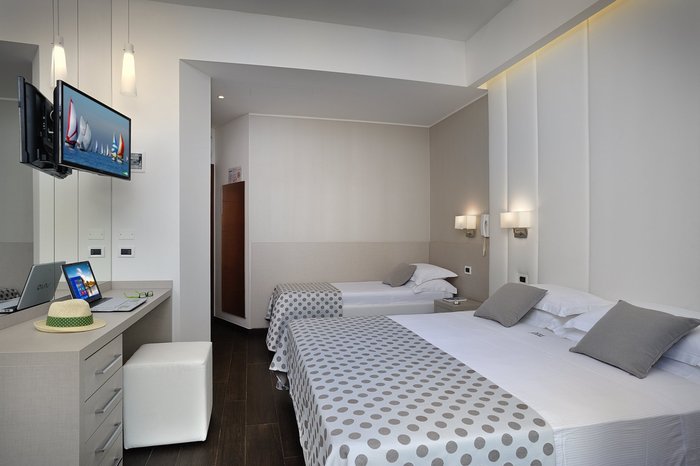 HOTEL JORENA - Reviews (Rimini, Italy)