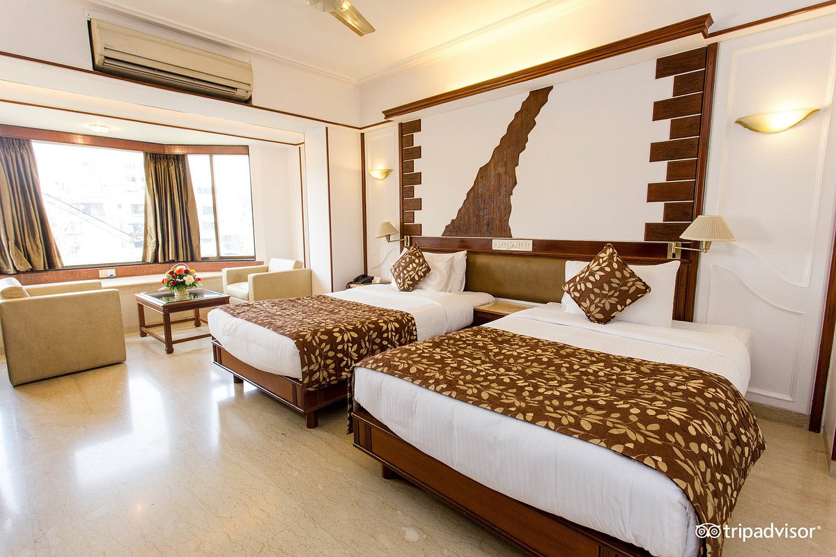 ‪Hotel Regal Enclave‬، فندق في مومباي (بومباي)