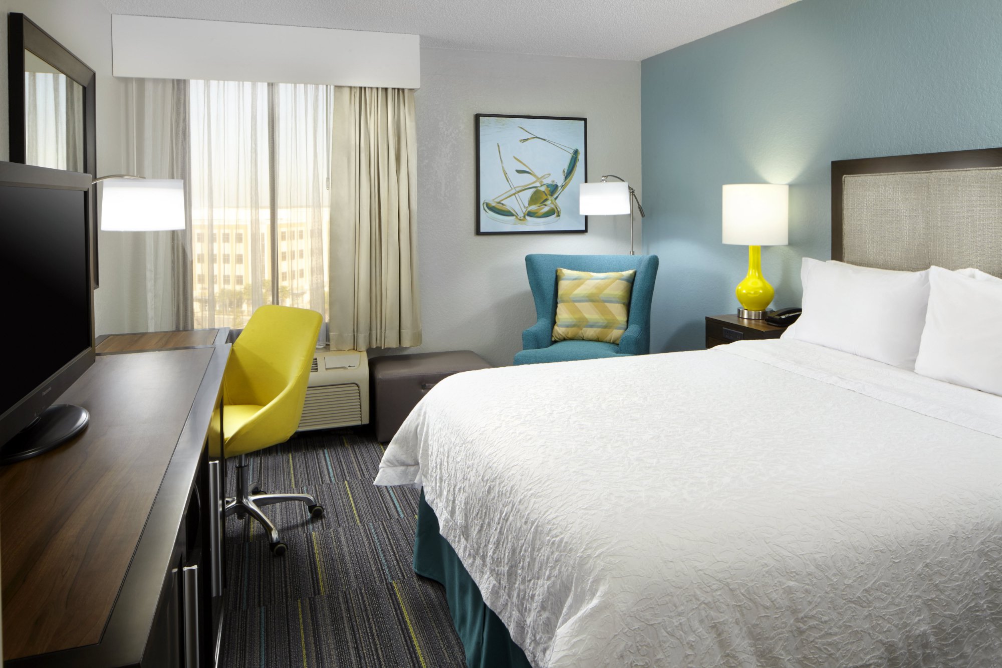 Hotel photo 23 of Hampton Inn Orlando Near Universal Blv / International Dr.