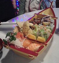 Bento boat for one