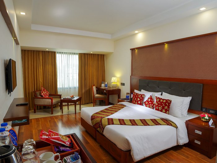 Classic Sarovar Portico Room Service: Pictures & Reviews - Tripadvisor