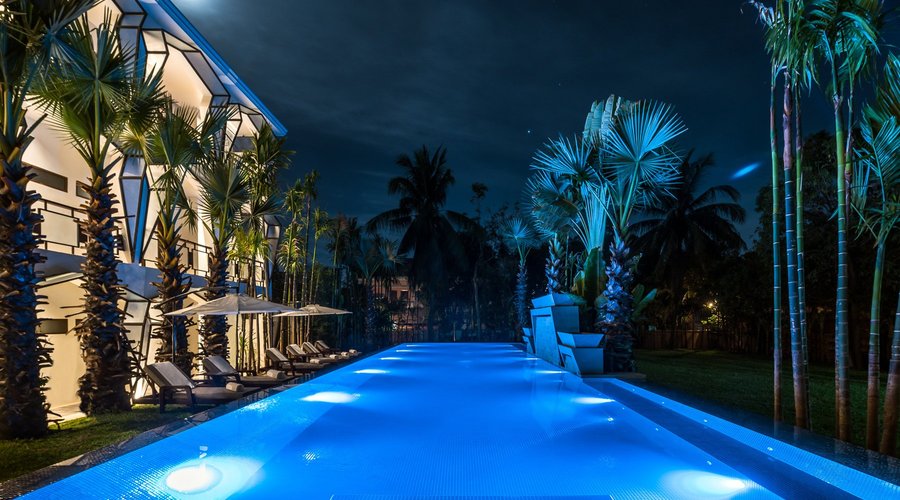 1 of the 2 public pools 