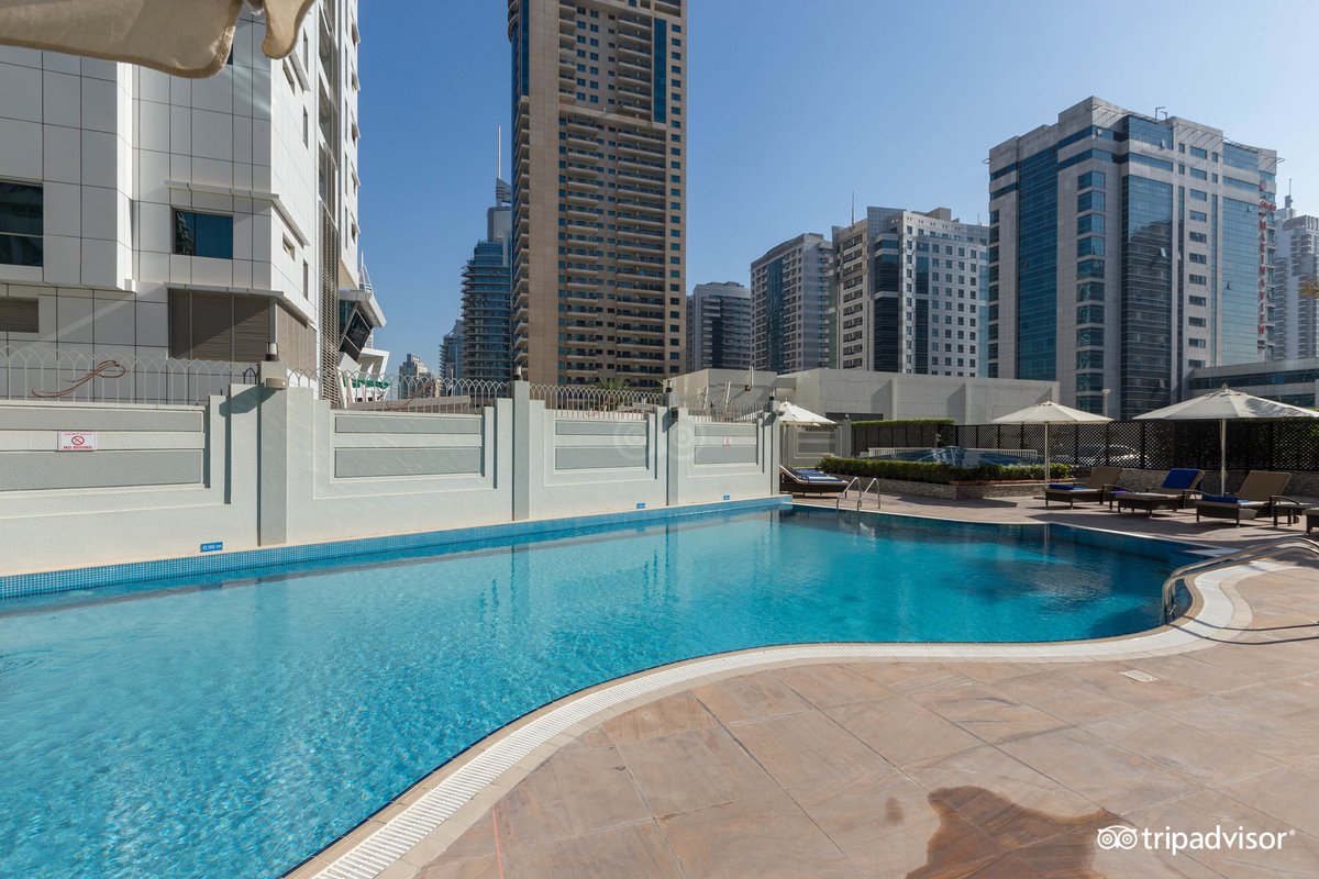 City Première Marina Hotel Apartments Pool: Pictures & Reviews ...