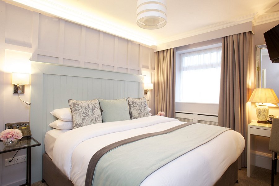HAYES HOTEL $99 ($̶1̶0̶8̶) - Updated 2022 Prices & Reviews - Thurles