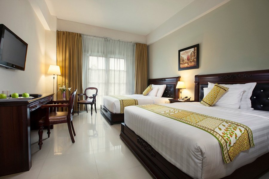 THE RICH JOGJA HOTEL $25 ($̶5̶4̶) - Updated 2022 Prices & Reviews ...